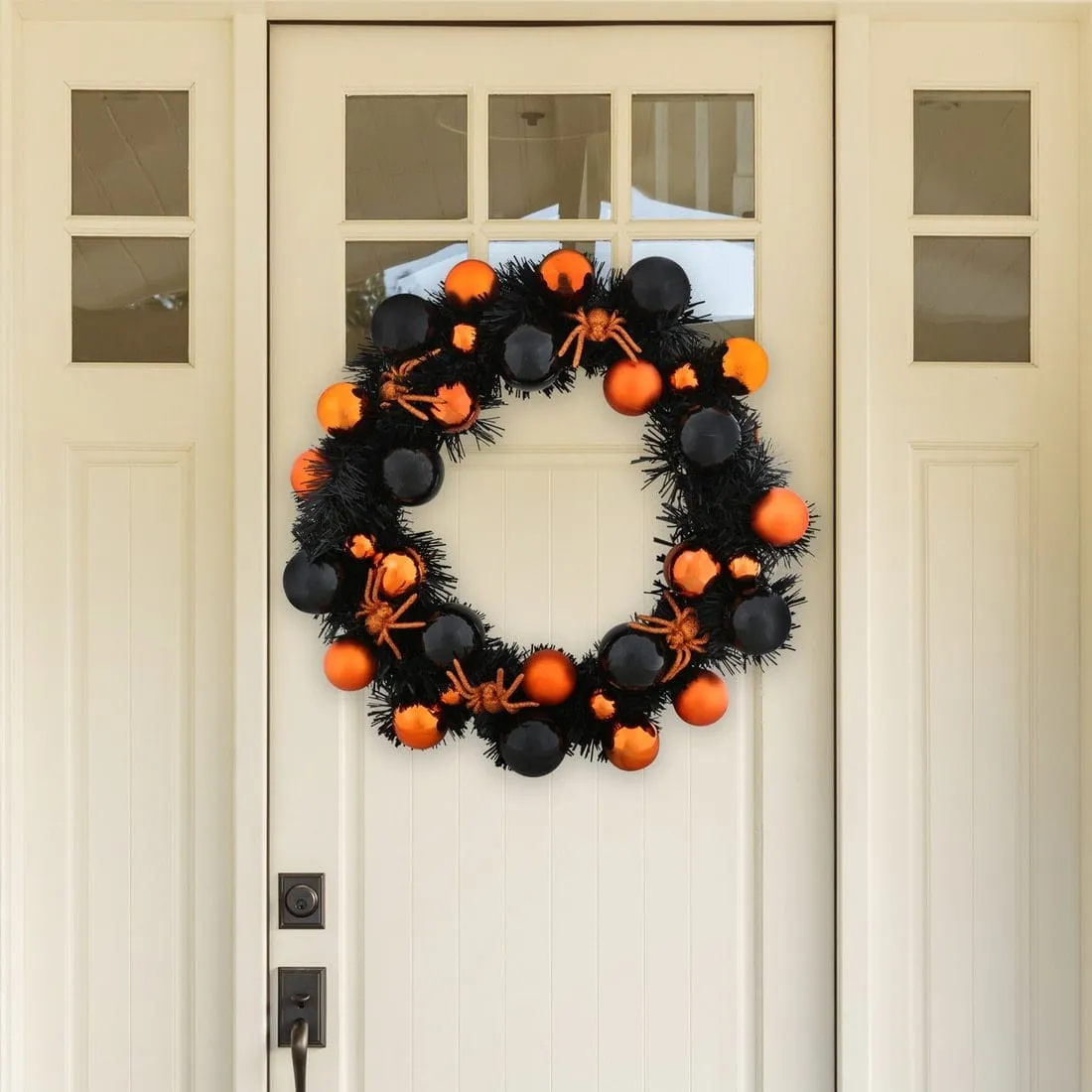 16" Halloween Wreath With Black & Orange Baubles Decoration