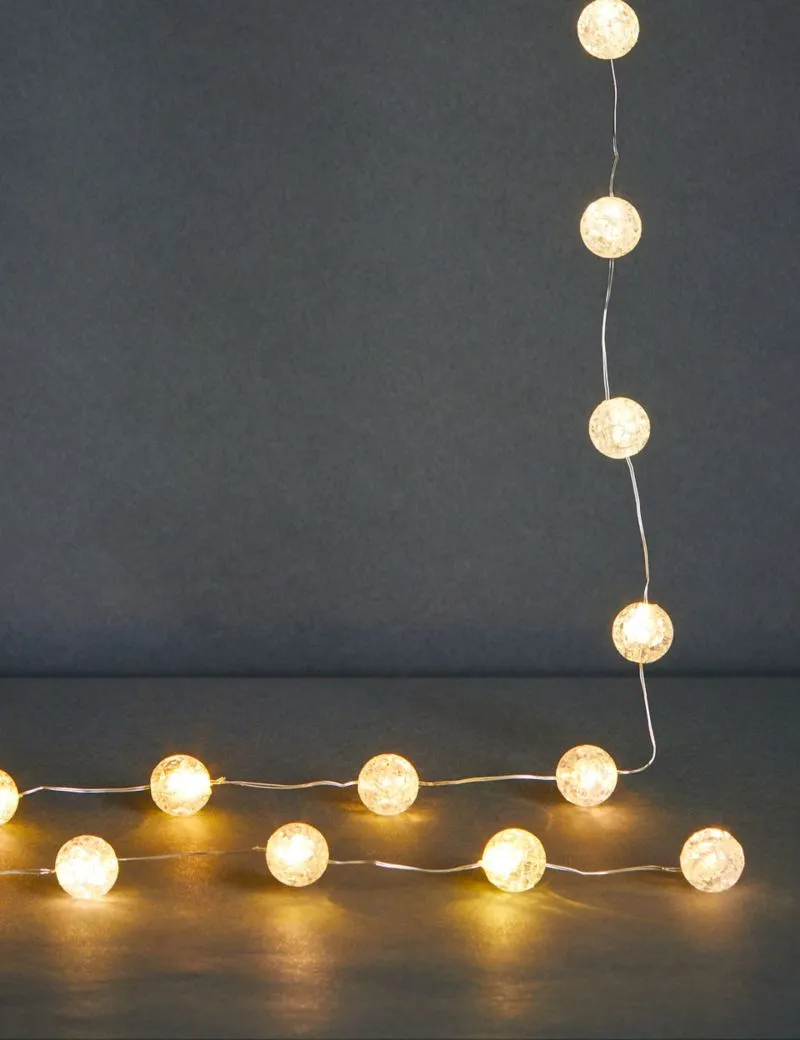 20 Frosted Ball Battery String Lights