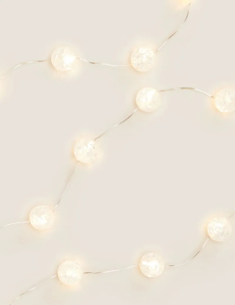 20 Frosted Ball Battery String Lights