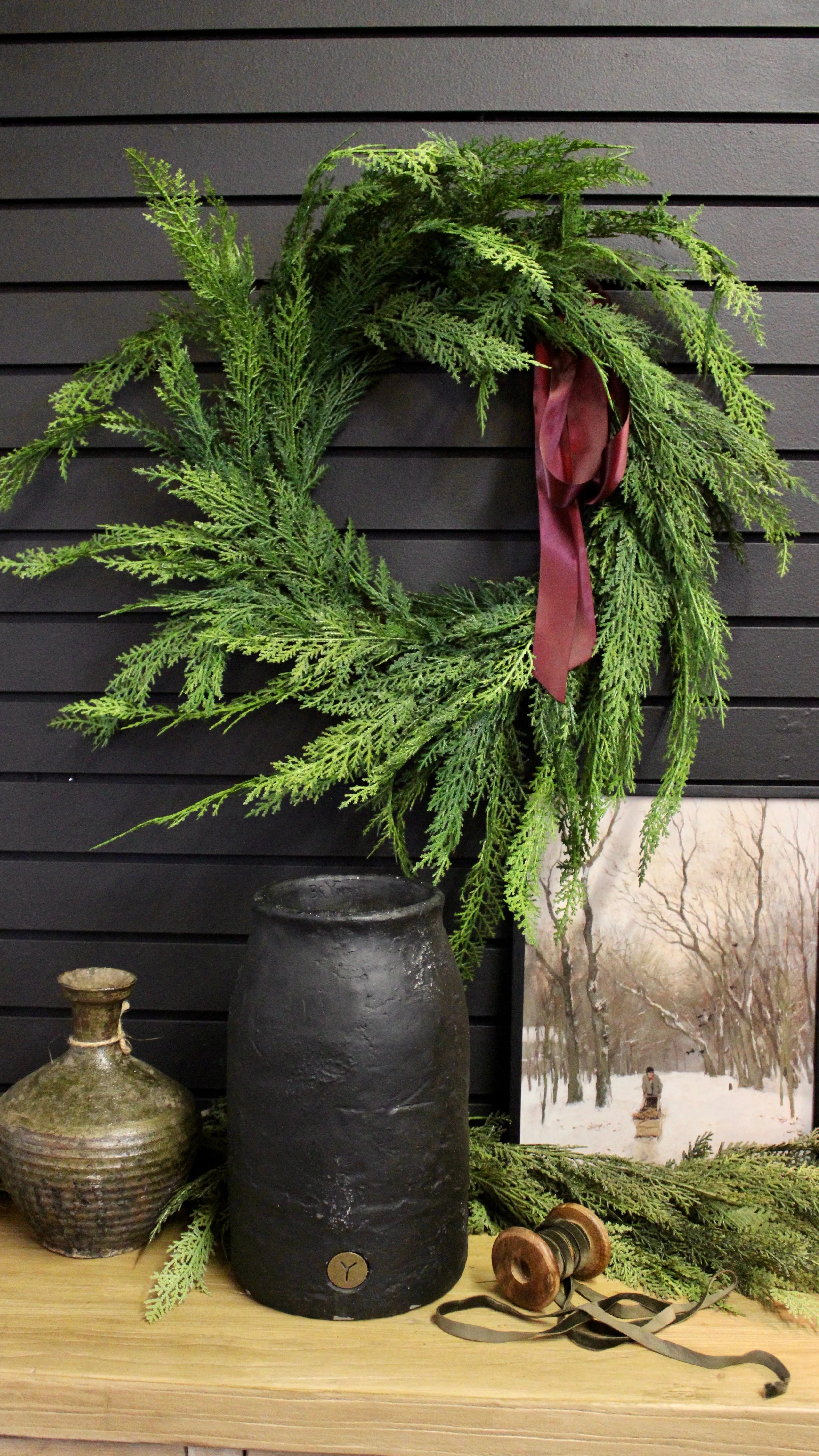 28” Fresh Touch Western Cedar Wreath