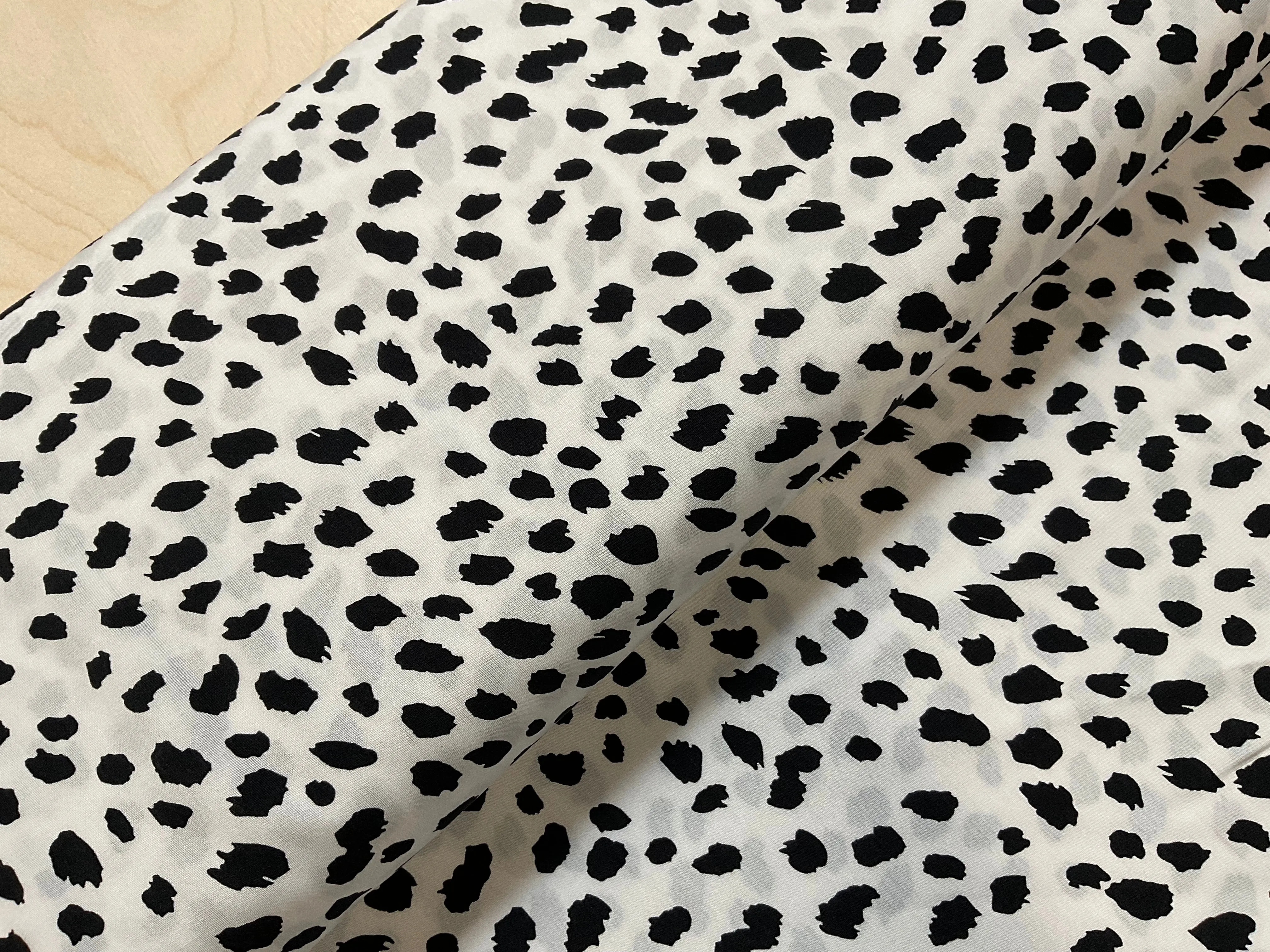 Black Dapple on White Viscose