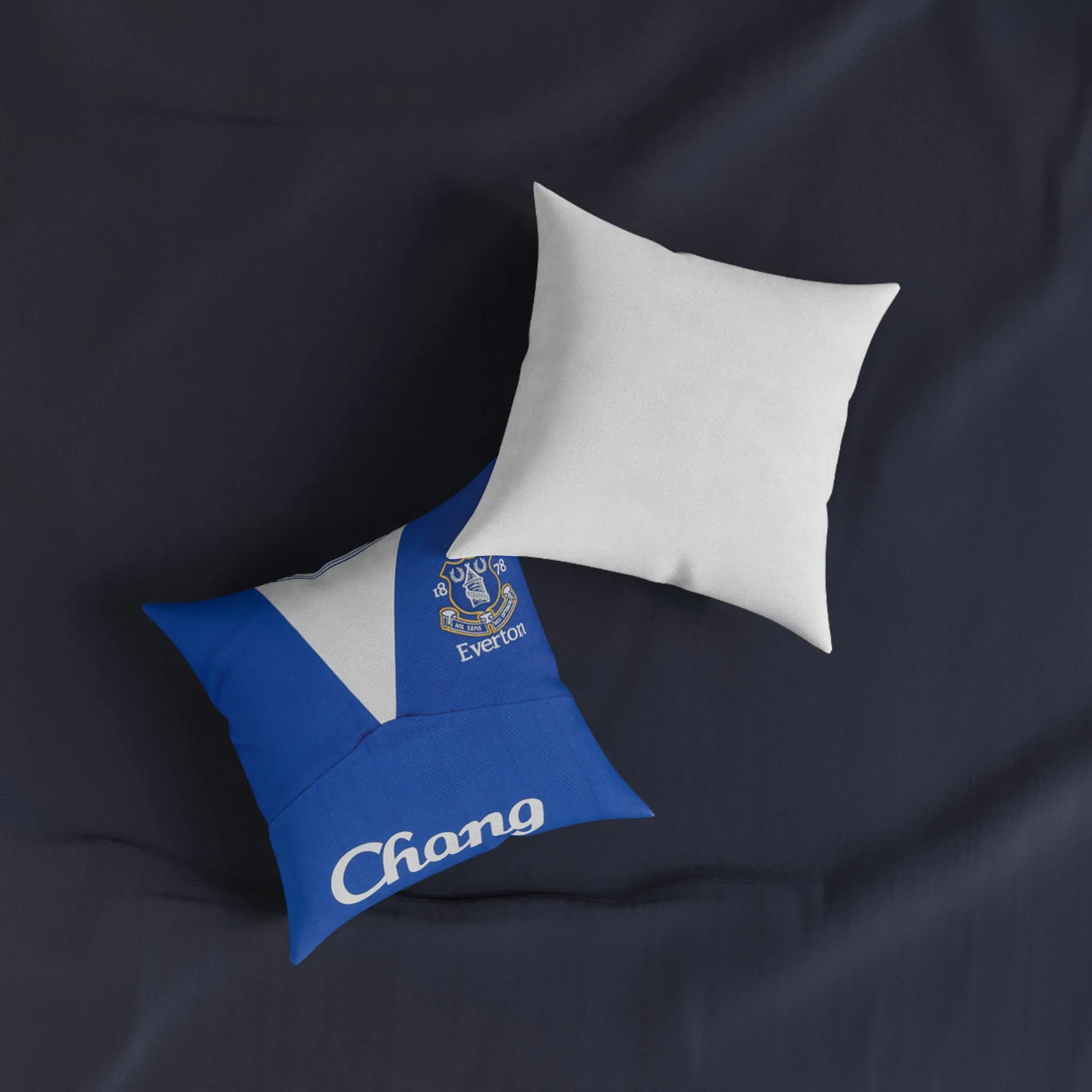 Everton Home Kit 09/10 Square Pillow