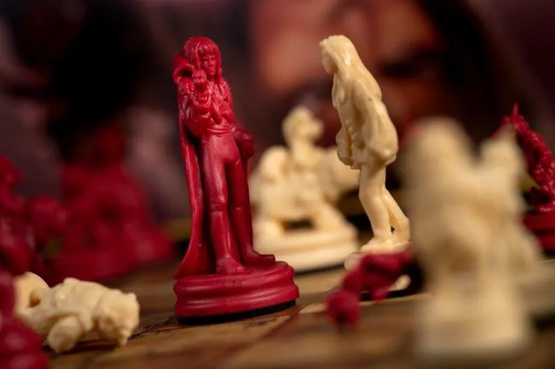 Jim Henson's Labyrinth: Chess Set