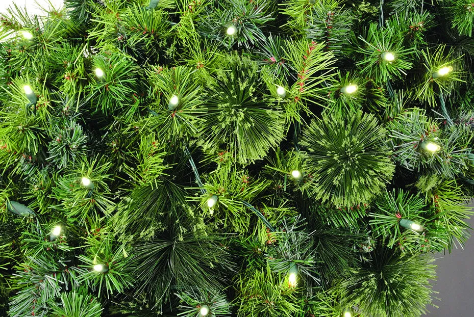 Natural Mixed Foliage Wreath