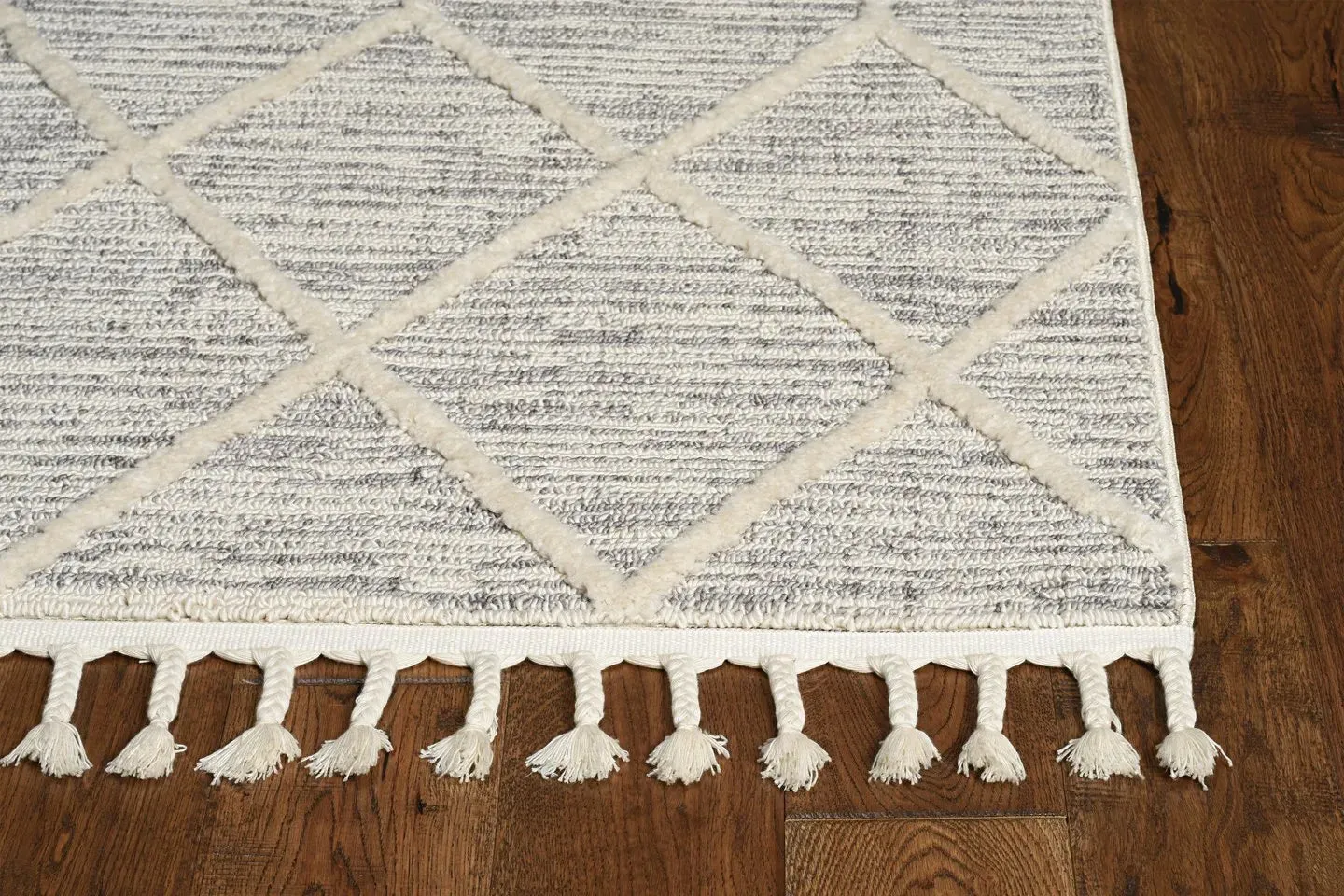 Willow 1102 Ivory Grey Honeycomb Rug