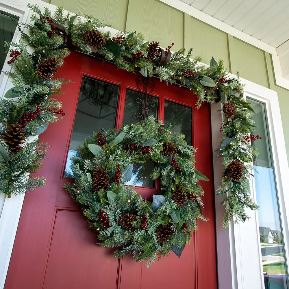 Winter Frost LED Wreath